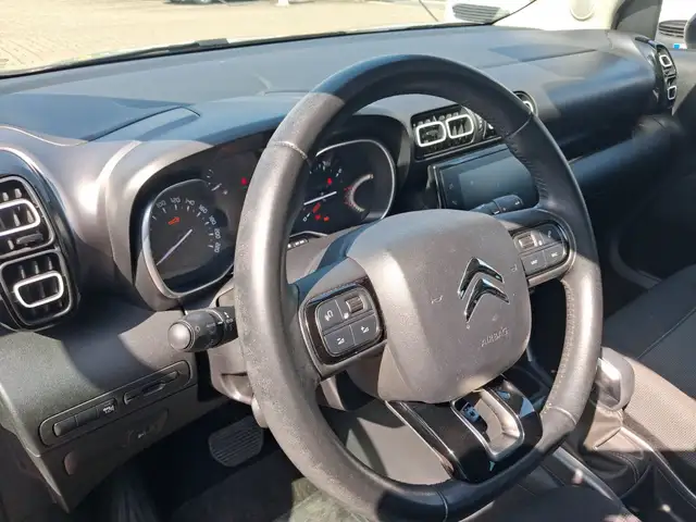 Citroen C3 Aircross view 9