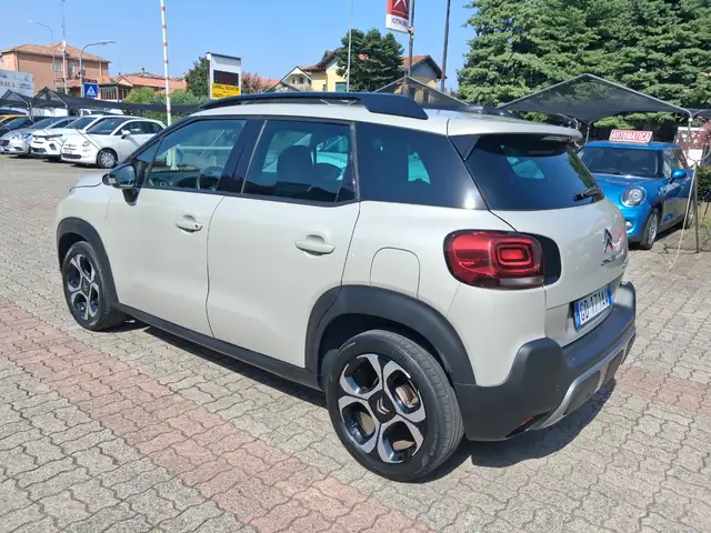 Citroen C3 Aircross view 3