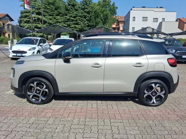 Citroen C3 Aircross view 2