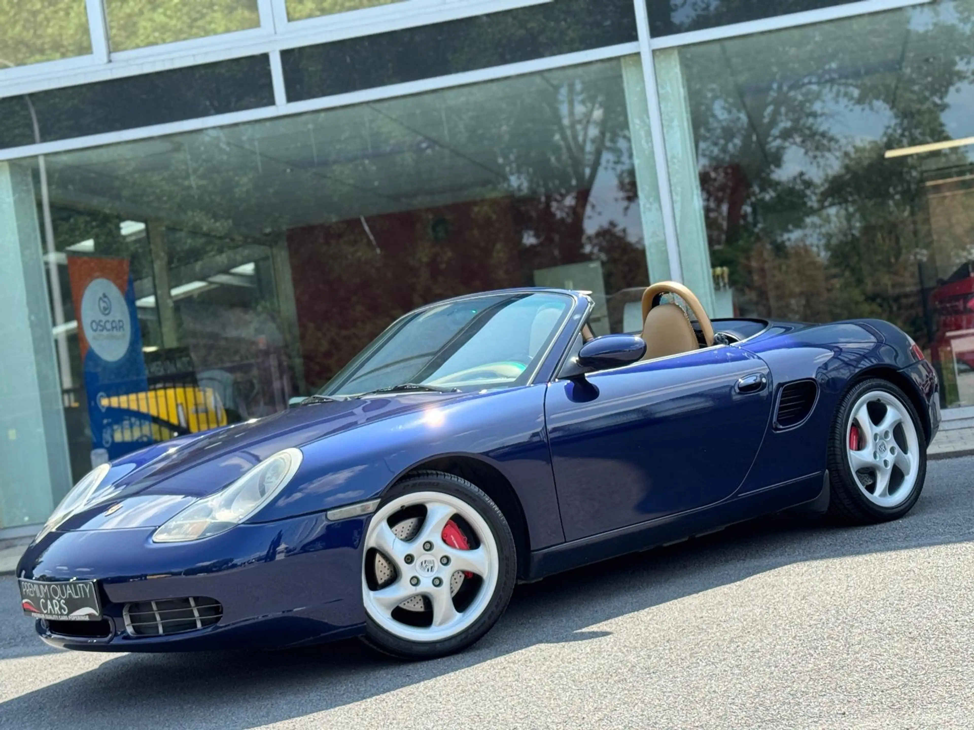 Porsche Boxster S  * CABRIO * / LEATHER / 151.900 km / TOPSTAAT — photo 2