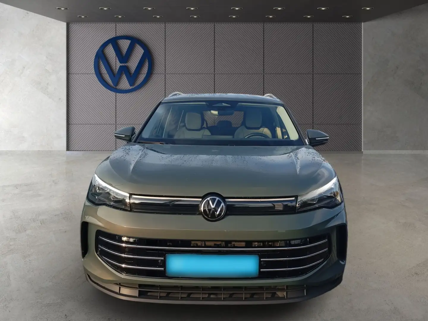 Volkswagen Tiguan 2.0 TDI DSG Elegance Navi Leder LEDPlus D Grün - 2