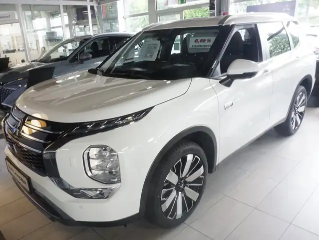 Mitsubishi Outlander 2.4 4WD Plug-In Hybrid Intro Edition