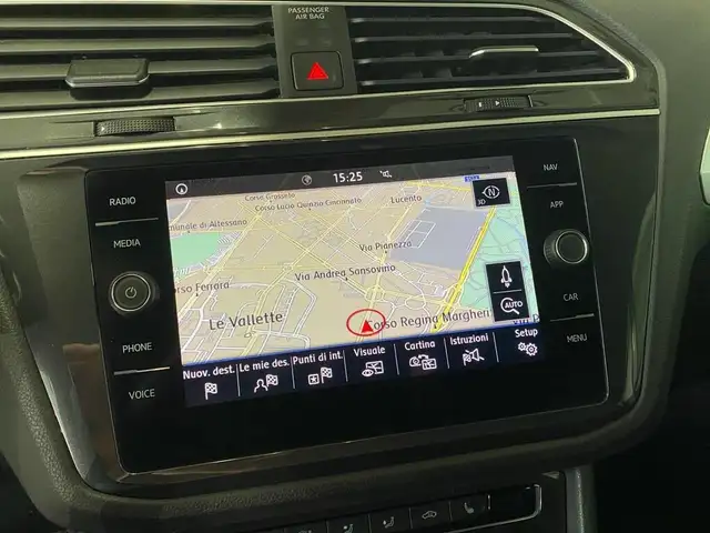 Volkswagen Tiguan view 9