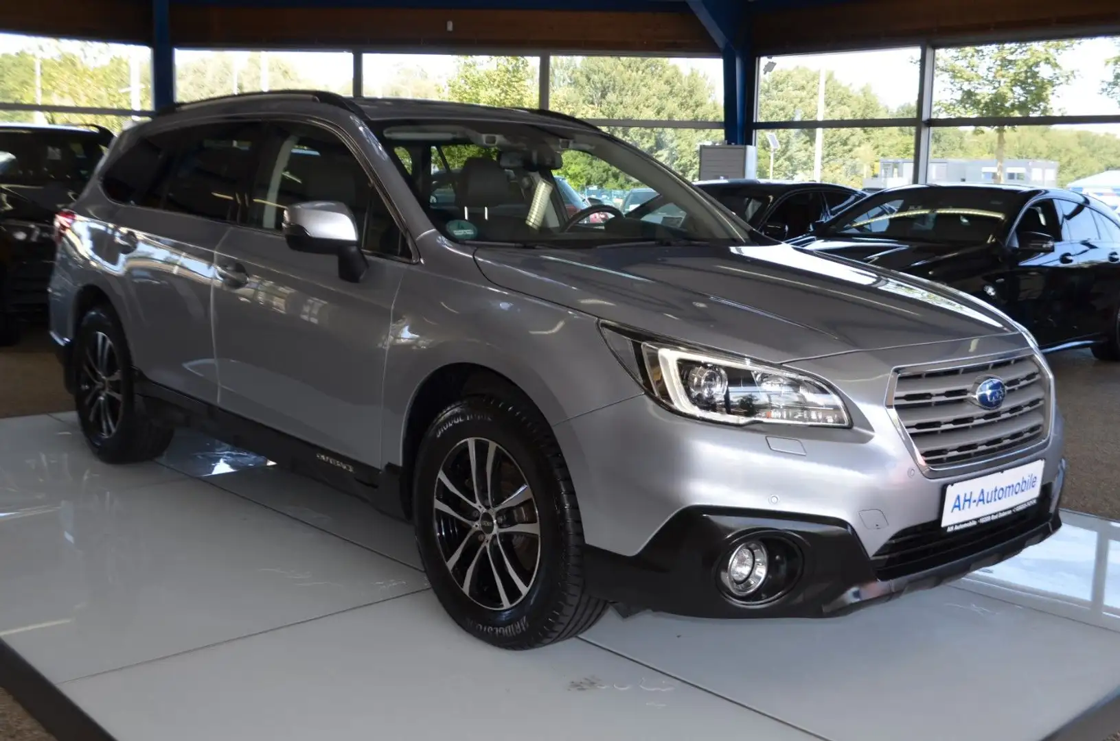 Subaru OUTBACK Outback Sport AUTOMATIK / XENON / NAVI Silber - 2