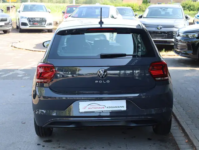Volkswagen Polo view 8
