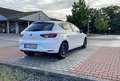 SEAT Leon Reference Weiß - thumbnail 1