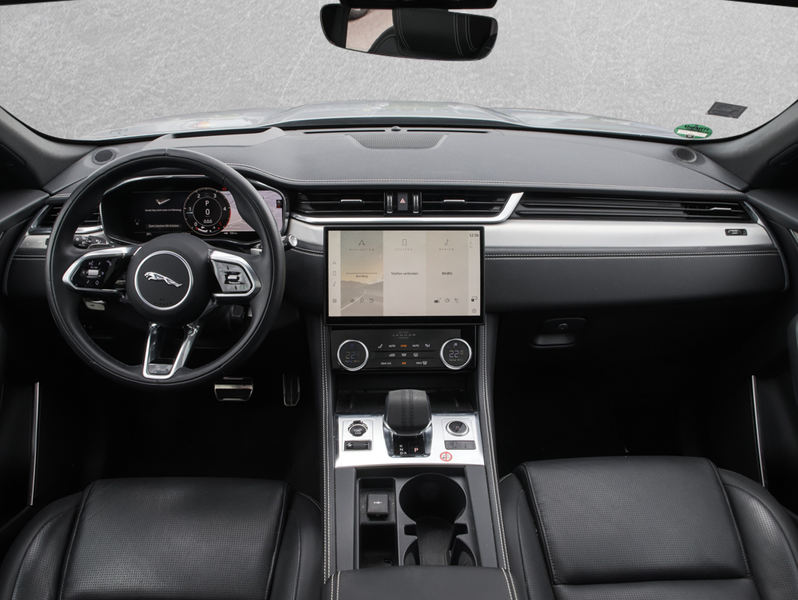 Jaguar F-Pace D200 R-Dynamic SE AHK HUD Pano — photo 4