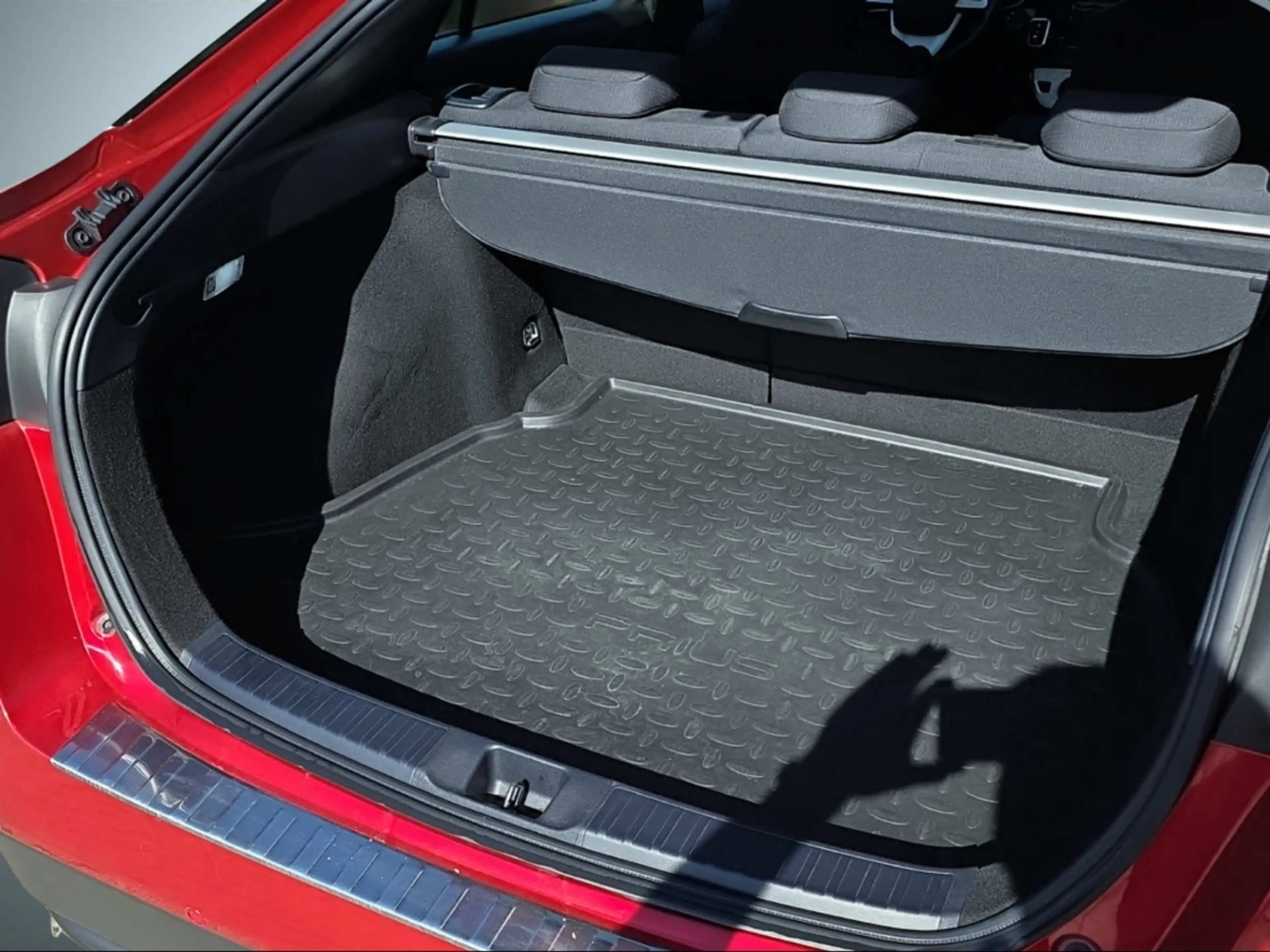 Toyota Prius Comfort ZV SHZ LED Rückfahrkam. HUD Klima Keyless — photo 14