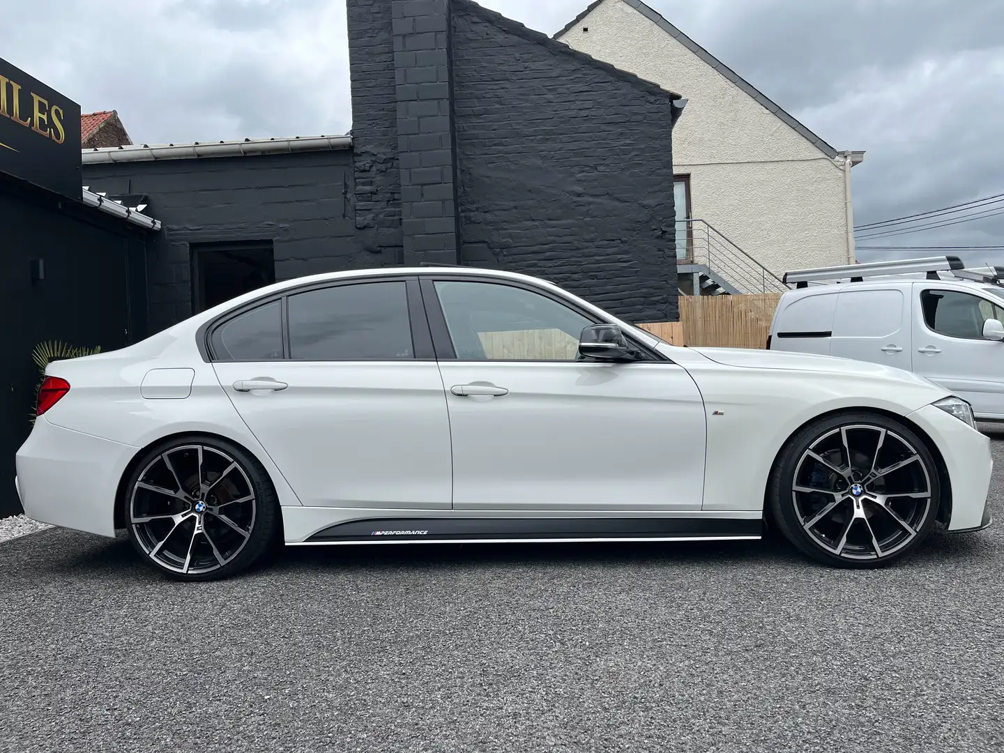 BMW 330 330i // M-Performance // Full options ! Blanc - 2