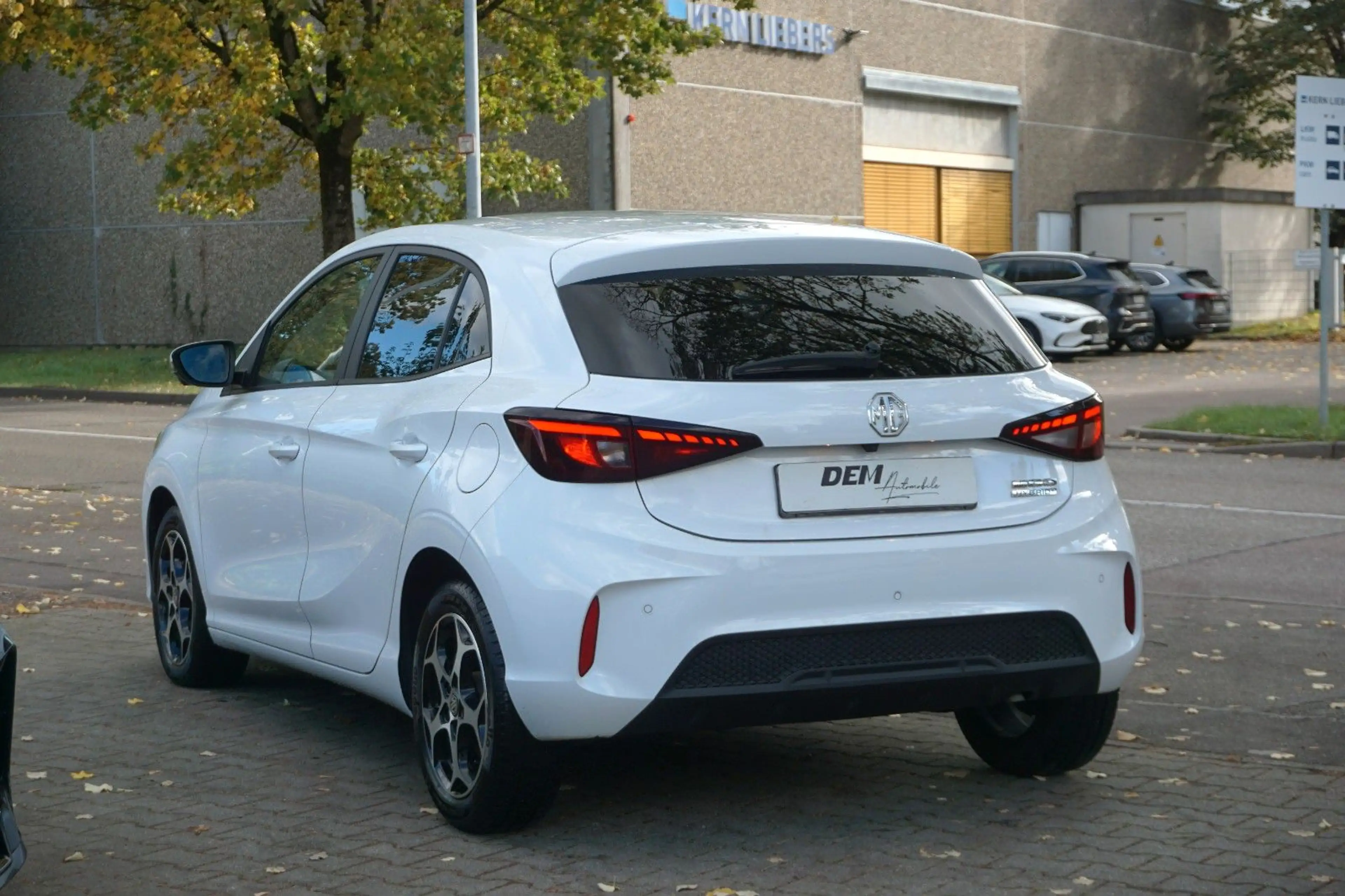MG MG3 1.5 Hybrid+ 143 kW Luxury / 360° / ACC / — photo 2