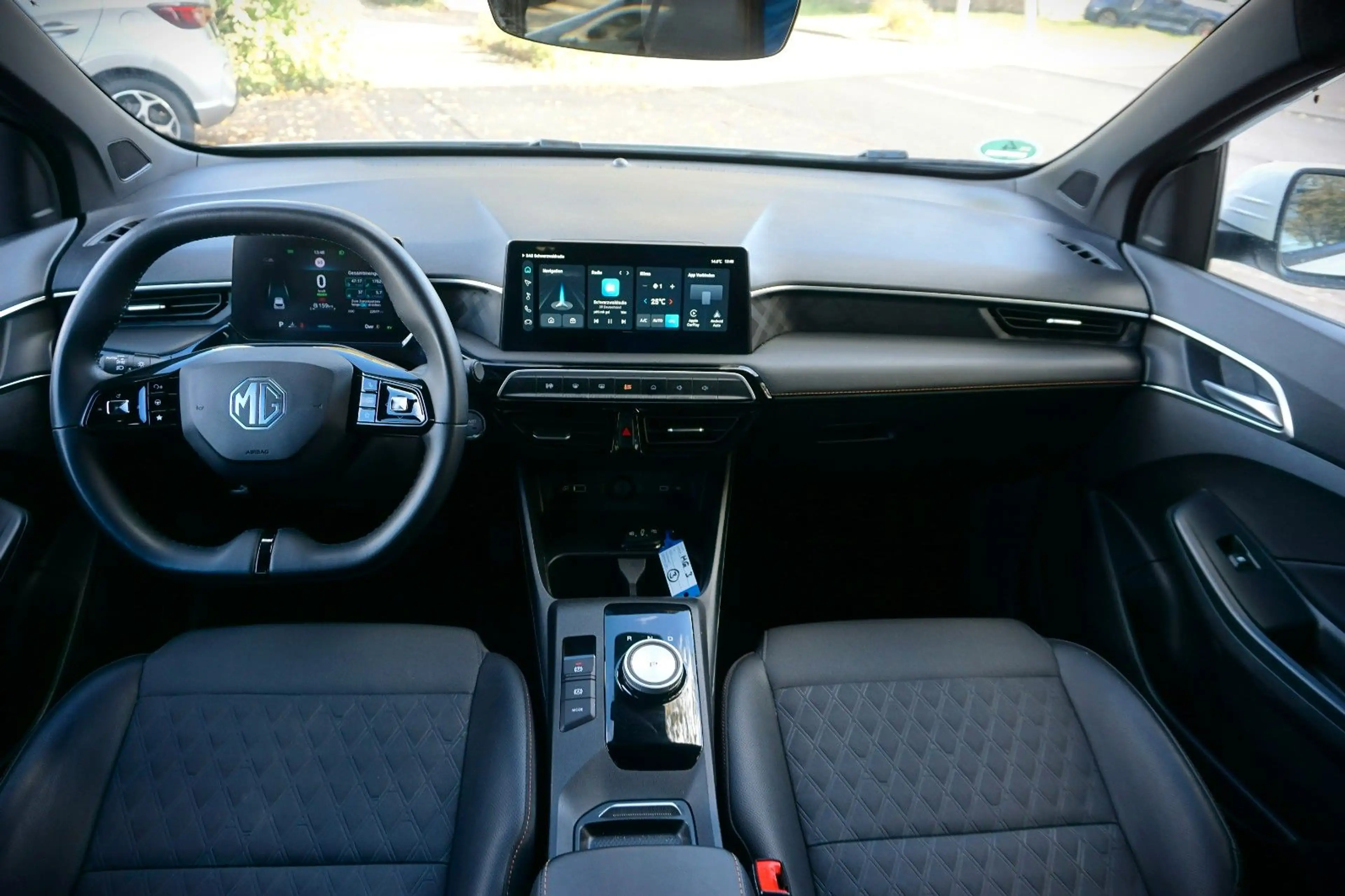 MG MG3 1.5 Hybrid+ 143 kW Luxury / 360° / ACC / — photo 15