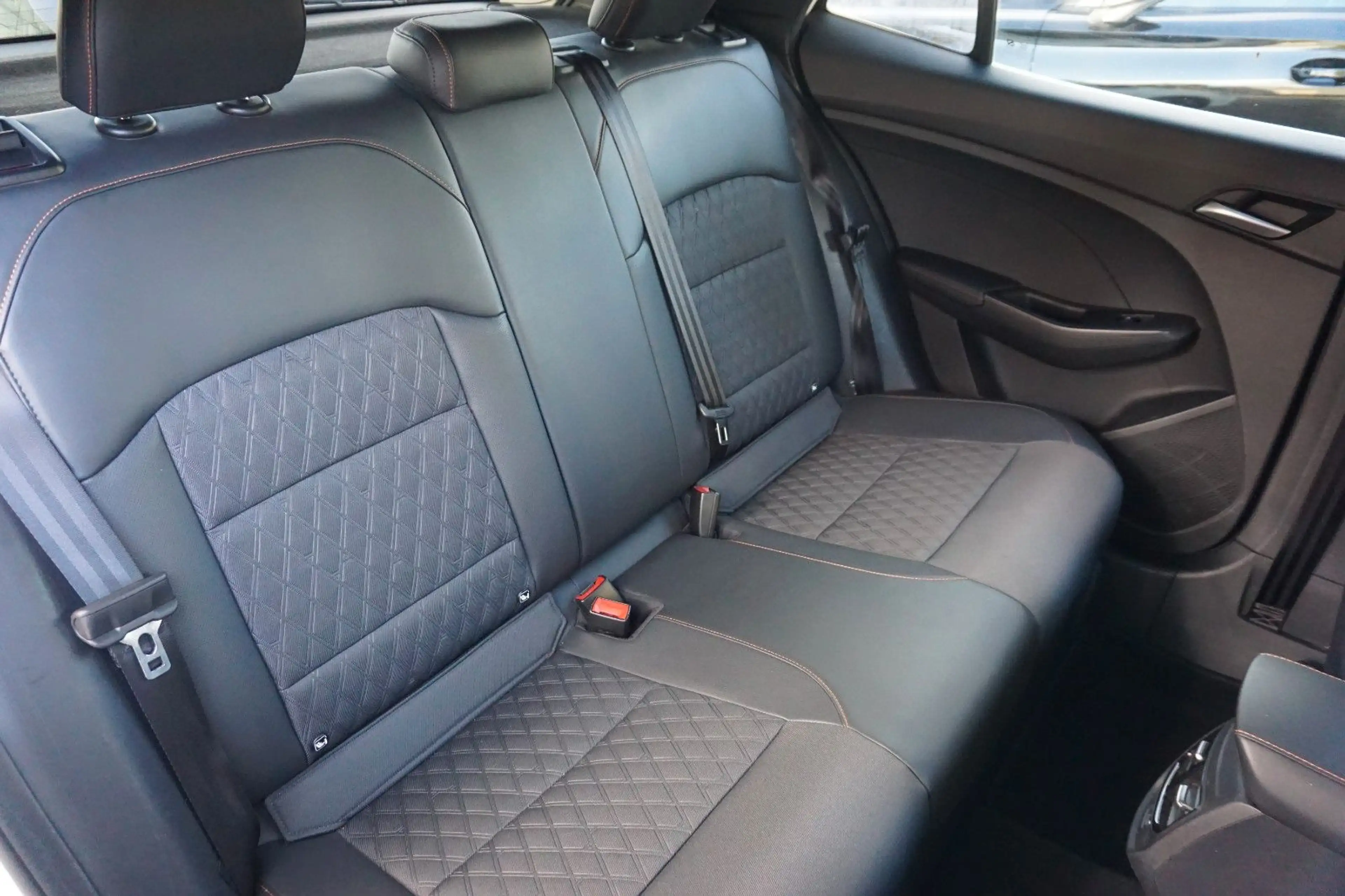 MG MG3 1.5 Hybrid+ 143 kW Luxury / 360° / ACC / — photo 11