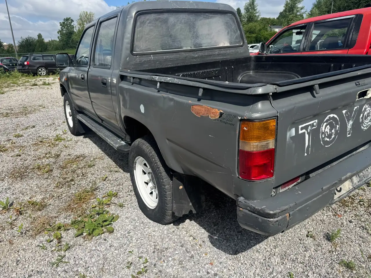 Toyota Hilux 2.4 D 4WD SR5, foto 6