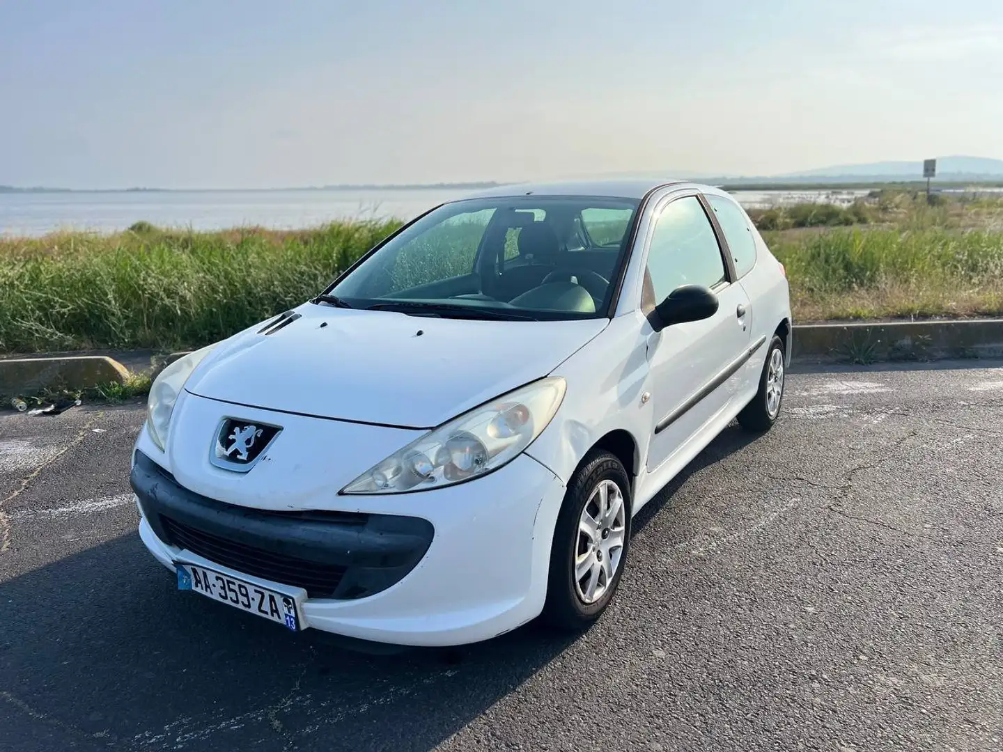 Peugeot 206 206+ 1.1e 60ch Trendy Blanc - 1