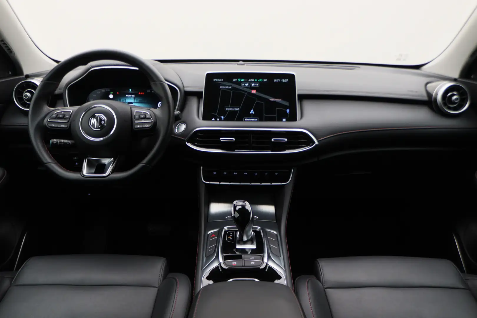 MG EHS 1.5 TGDI Comfort Leer, ACC, Camera, Apple Carplay, Чёрный - 2