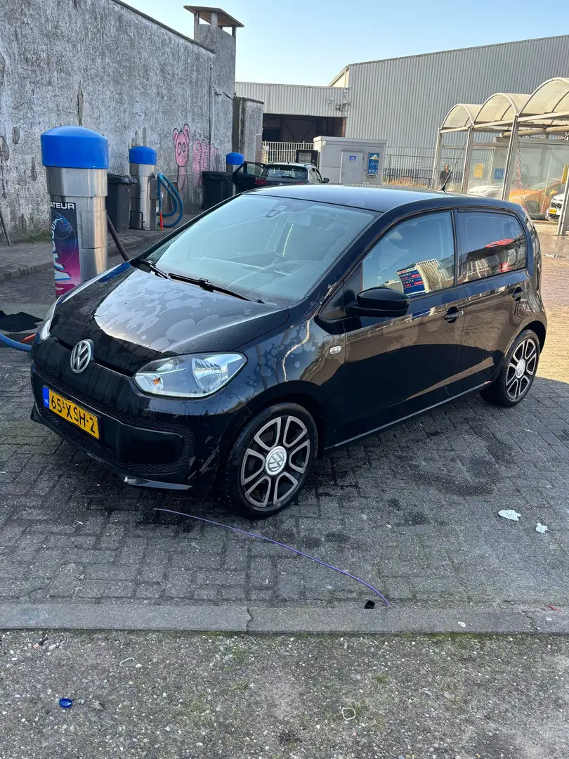 Volkswagen up! BlueMotion Technology take - 1