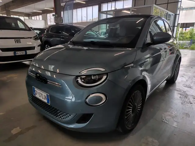 2021 Fiat 500E in Blue for sale