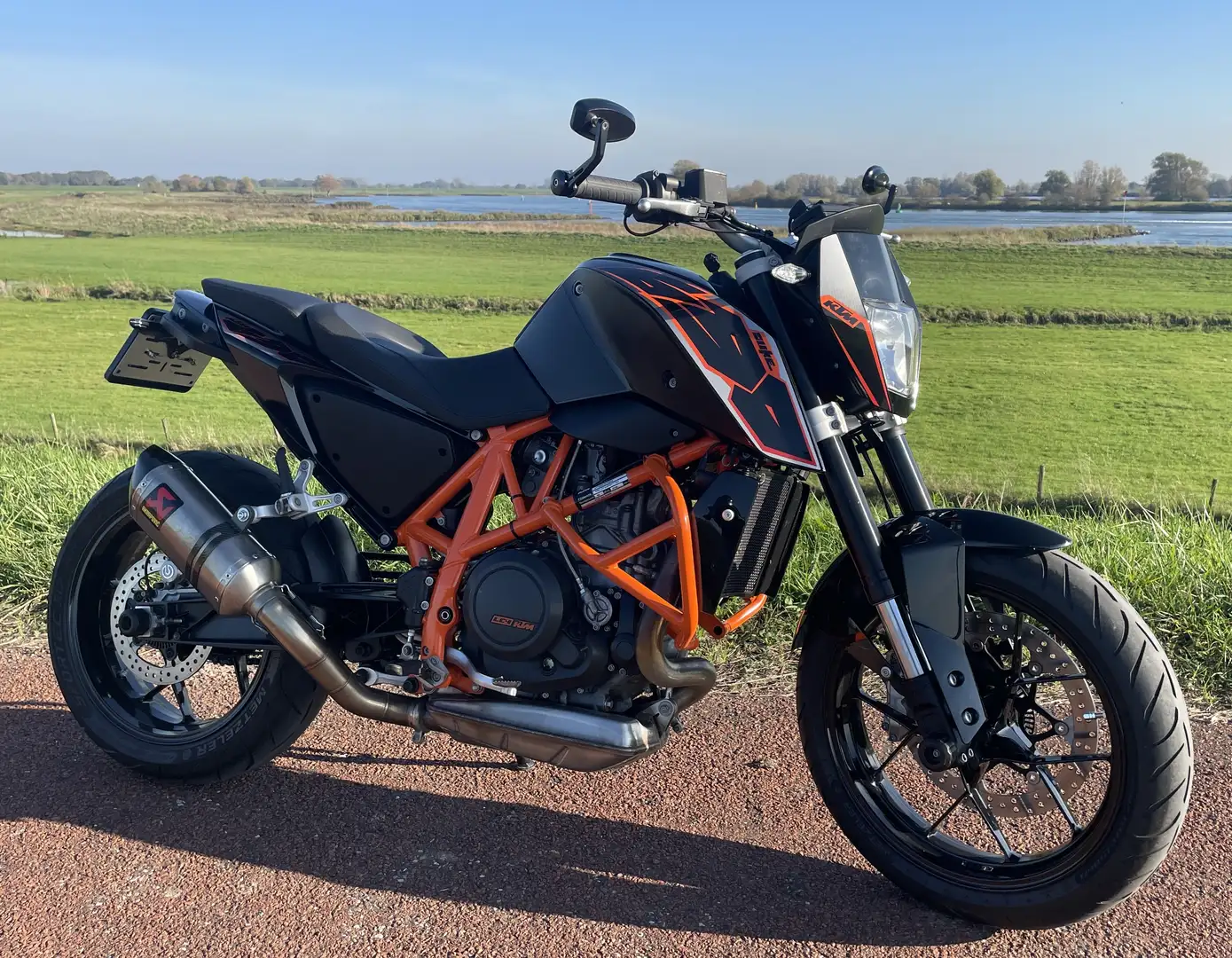KTM 690 Duke Negru - 1