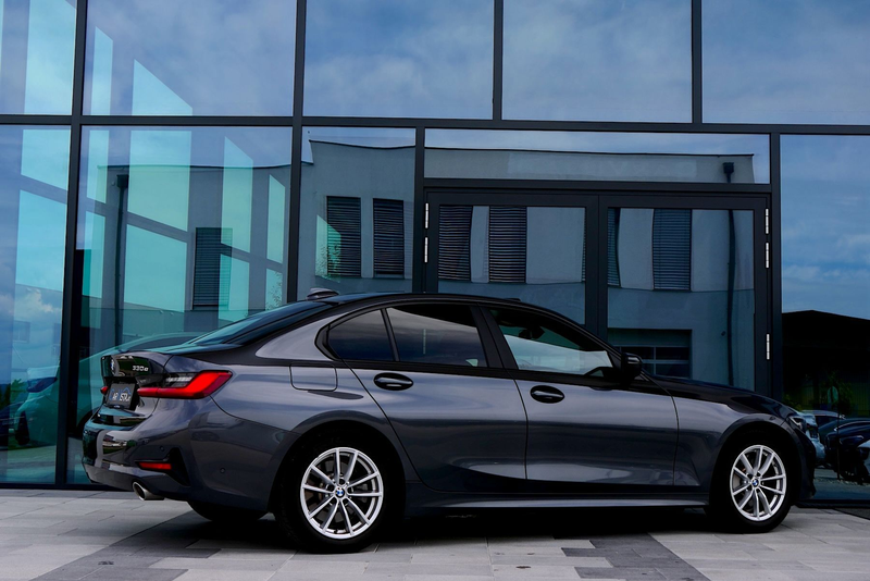 BMW 330 Hybrid PHEV Aut. *Head-up-Driving Assistent- Schi — photo 5
