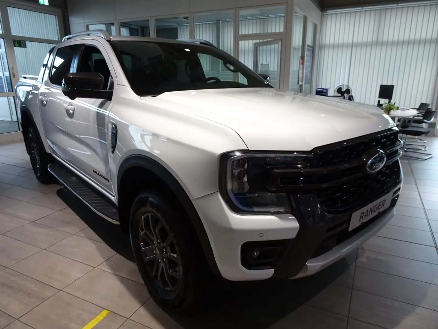 Ford Ranger 2.0 Ecoblue 4WD Doppelkabine Wildtrak e- AHK*NAV*i Blanc - 2