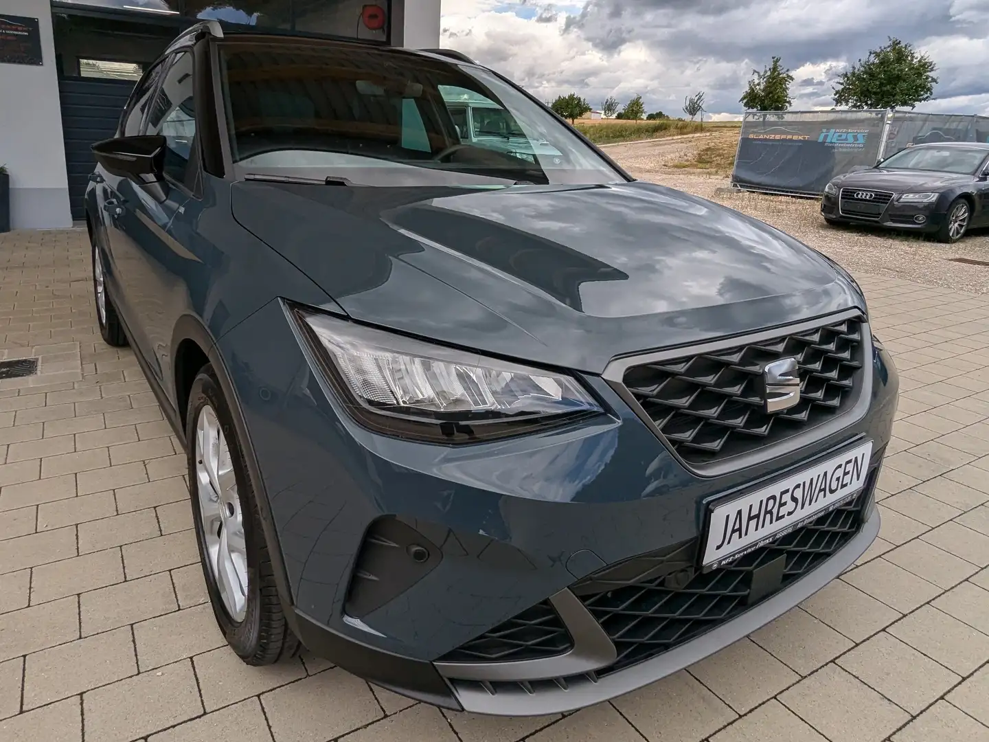 SEAT Arona FR DSG*KAMERA*LED*SITZHEIZUNG*PARKLENKASSIST Blau - 1