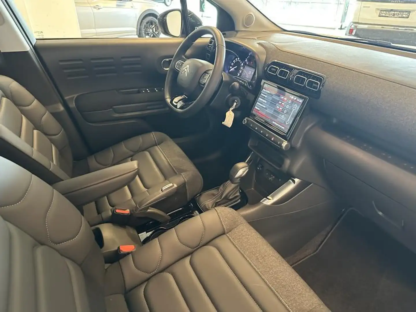 Citroen C3 Aircross Shine 1.2 BENZINE 130 EAT 6 Blanc - 2