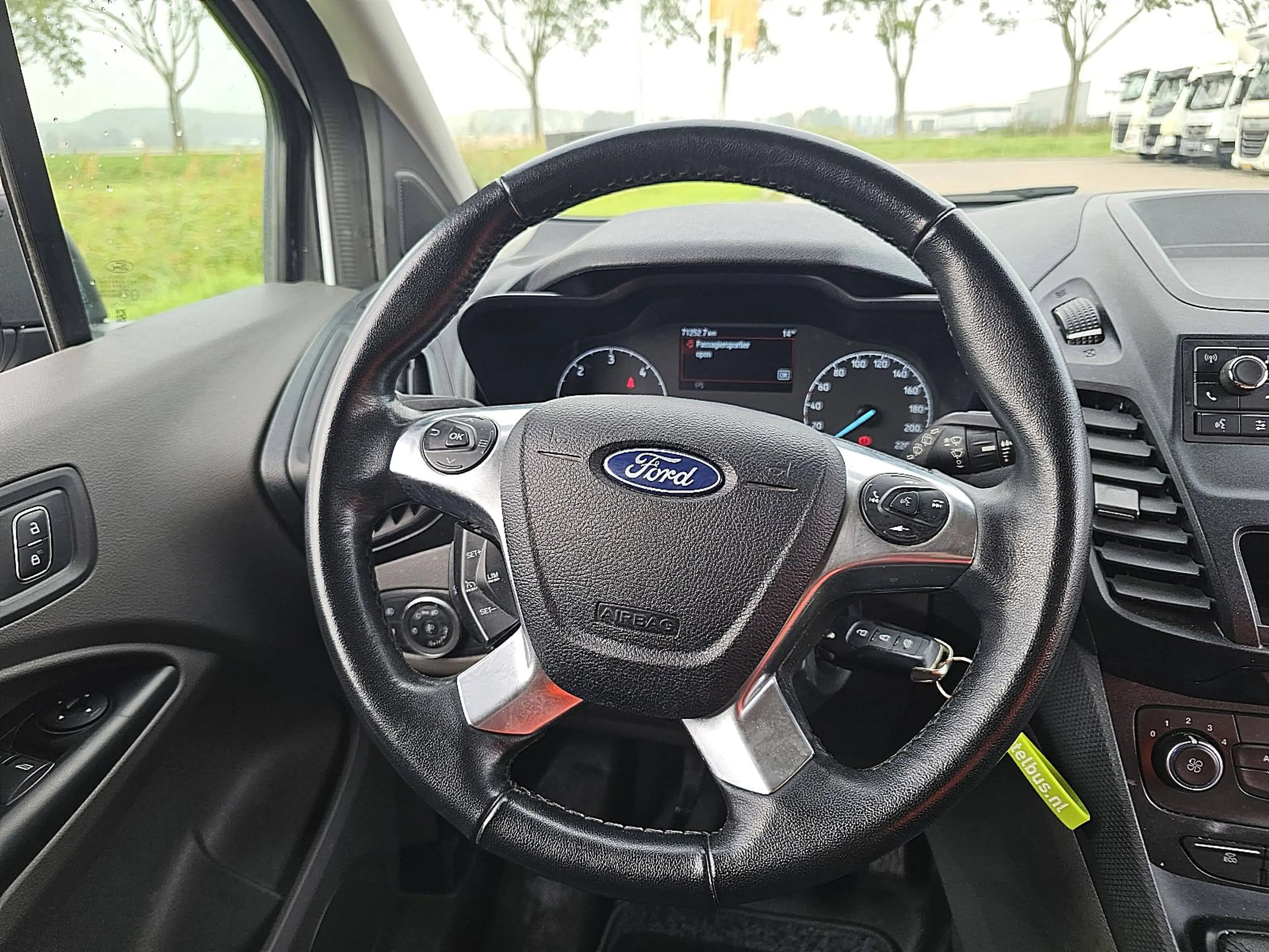 Ford Transit Connect 1.5 L2 ac EURO6 — photo 10
