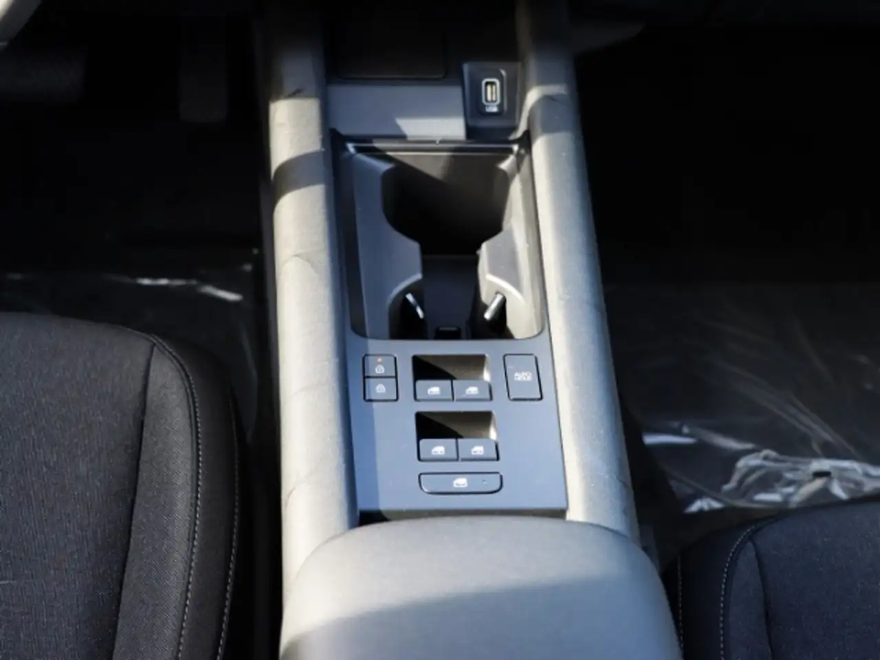 Hyundai IONIQ 6 53 kWh RWD TECHNIQ Matrix-LED HUD El. HEckklappe E 15