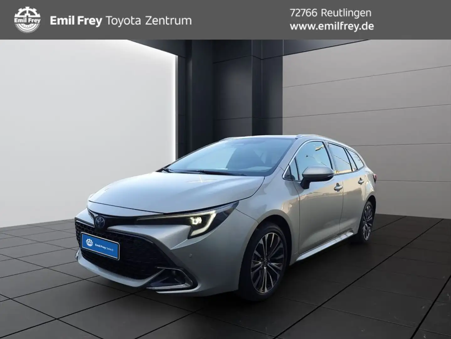 Toyota Corolla 1.8 Hybrid Touring Sports Teamplayer Silber - 1