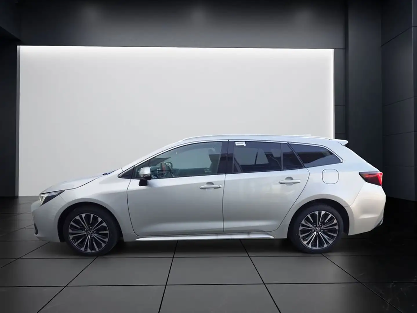 Toyota Corolla 1.8 Hybrid Touring Sports Teamplayer Silber - 2