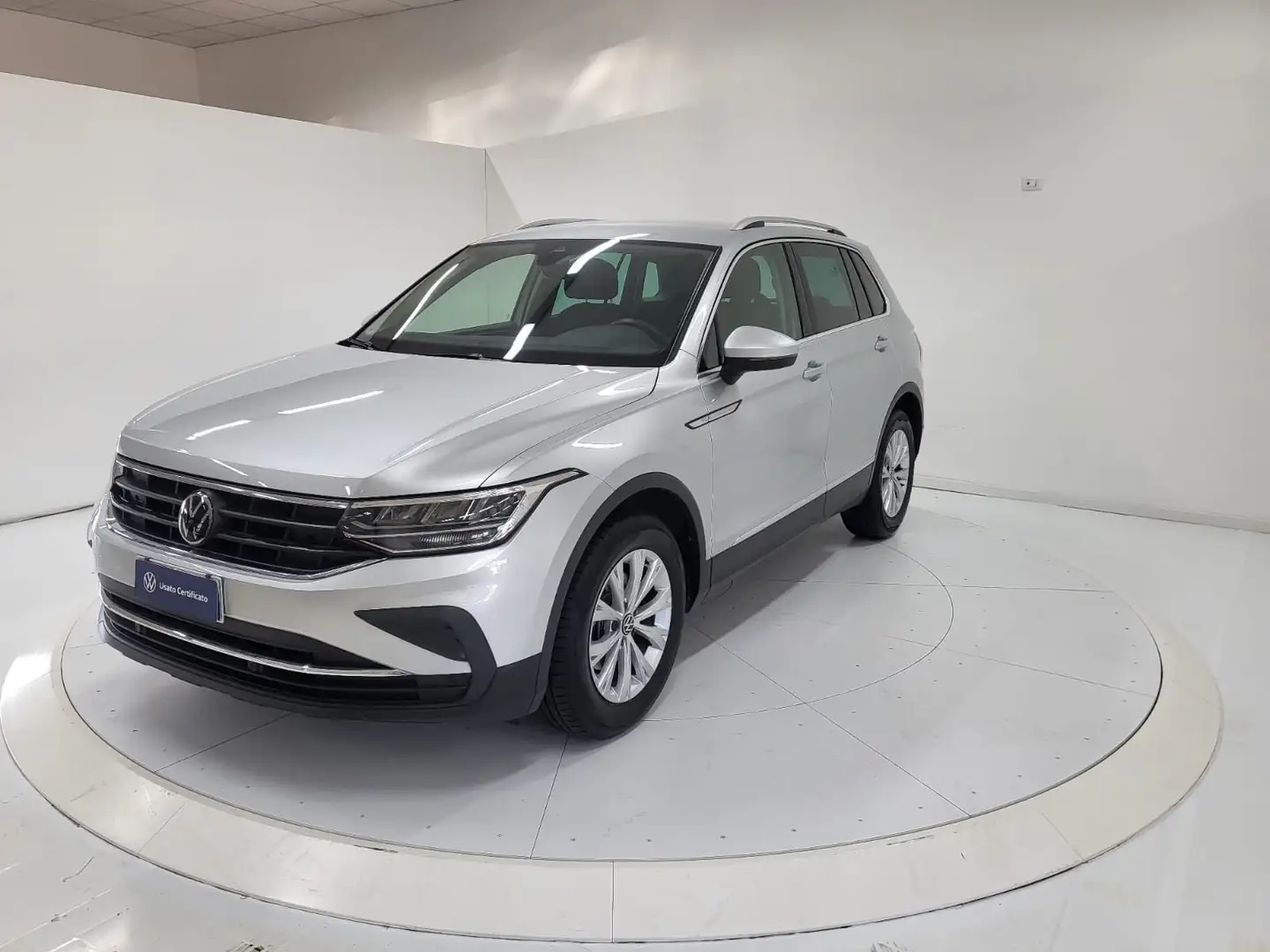 Volkswagen Tiguan 2.0 TDI 150 CV SCR DSG Life Silber - 1
