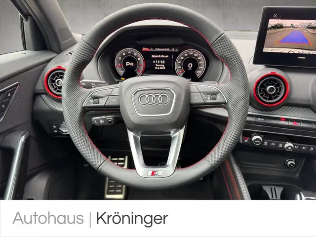 Audi Q2 view 11