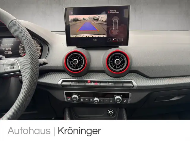 Audi Q2 view 15