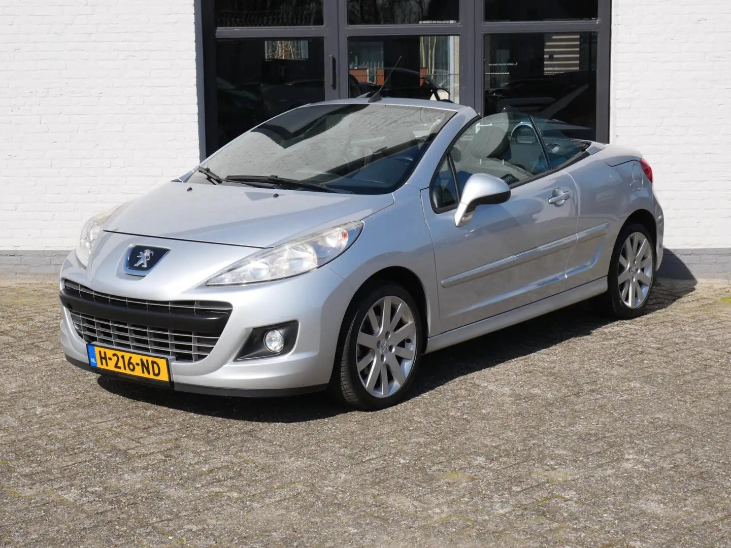Peugeot 207 CC 1.6 VTi Airco Elektrische ramen 17 Inch Grau - 1