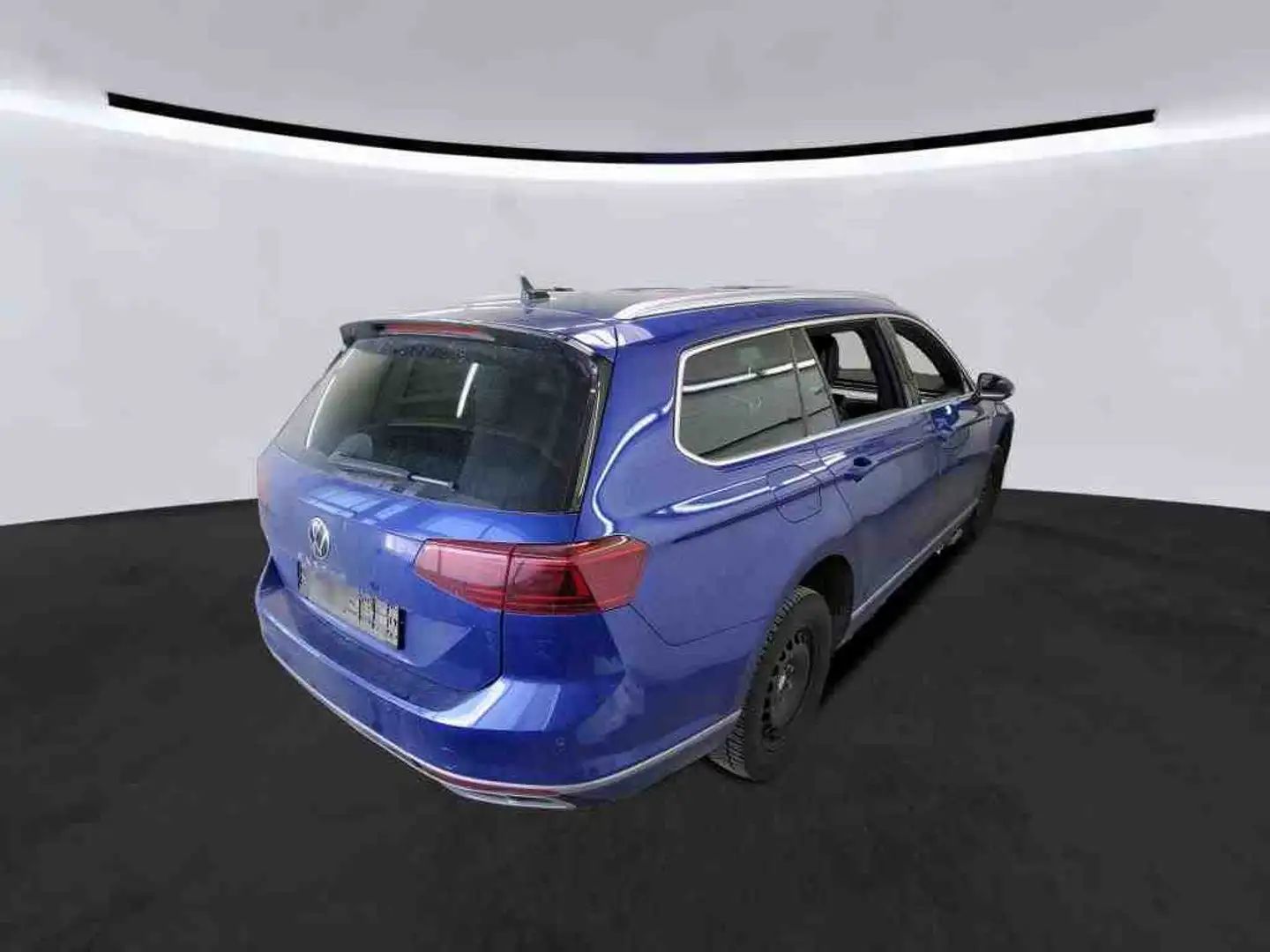 Volkswagen Passat Variant R-Line 2.0 TDI DSG / Pano, AHK Blau - 2