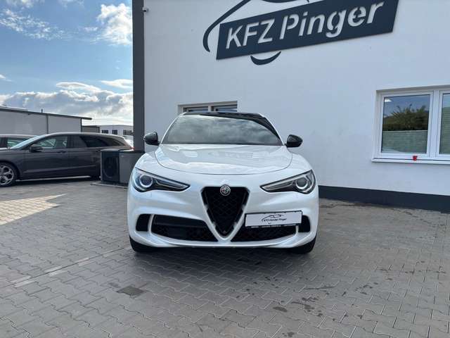 Alfa Romeo Stelvio Quadrifoglio Q4