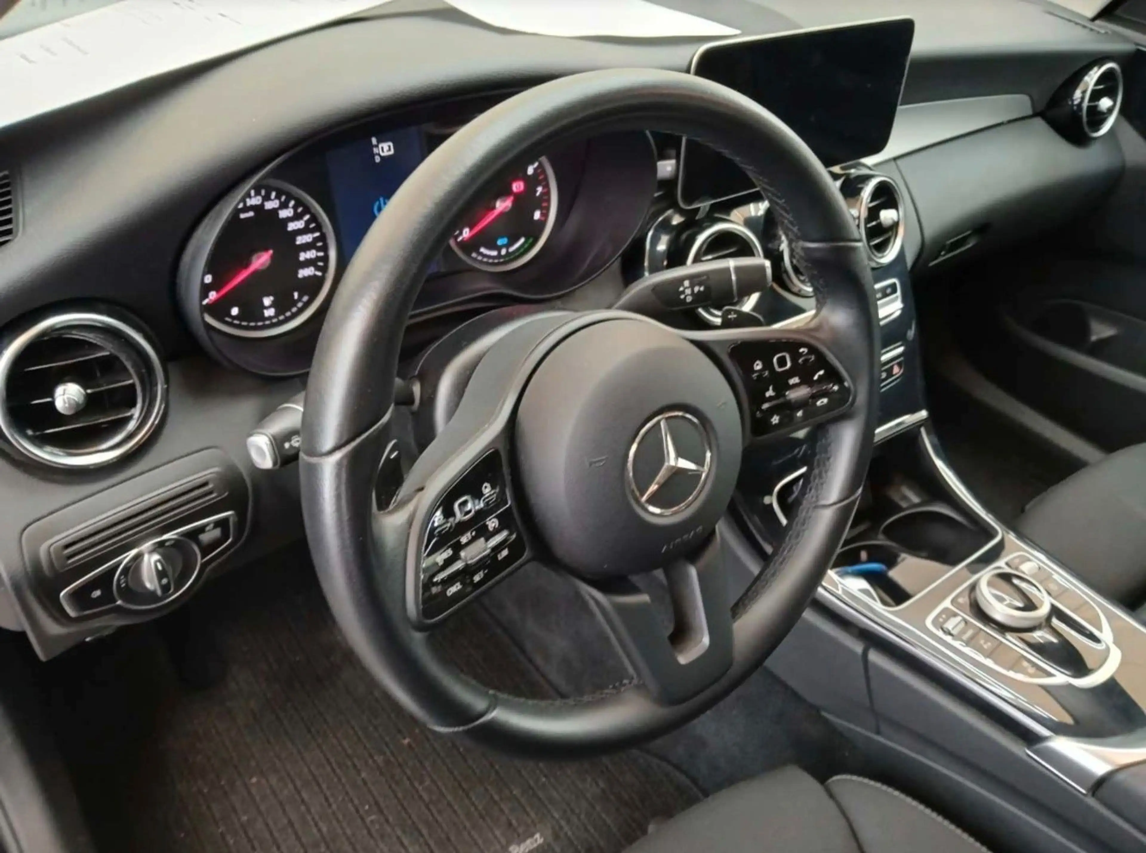 Mercedes-Benz C 300 e 9GTR LED NAVI COMAND CAM 44Co2 — photo 21