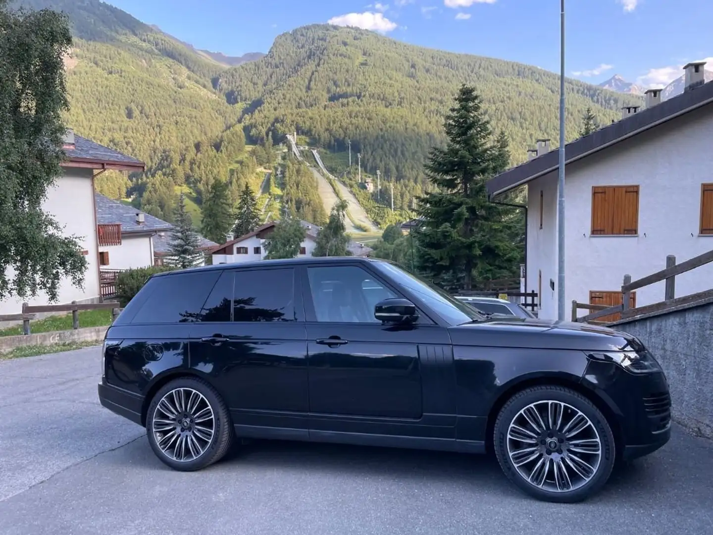 Land Rover Range Rover Range Rover LWB 3.0 tdV6 Autobiography auto my17 Nero - 1
