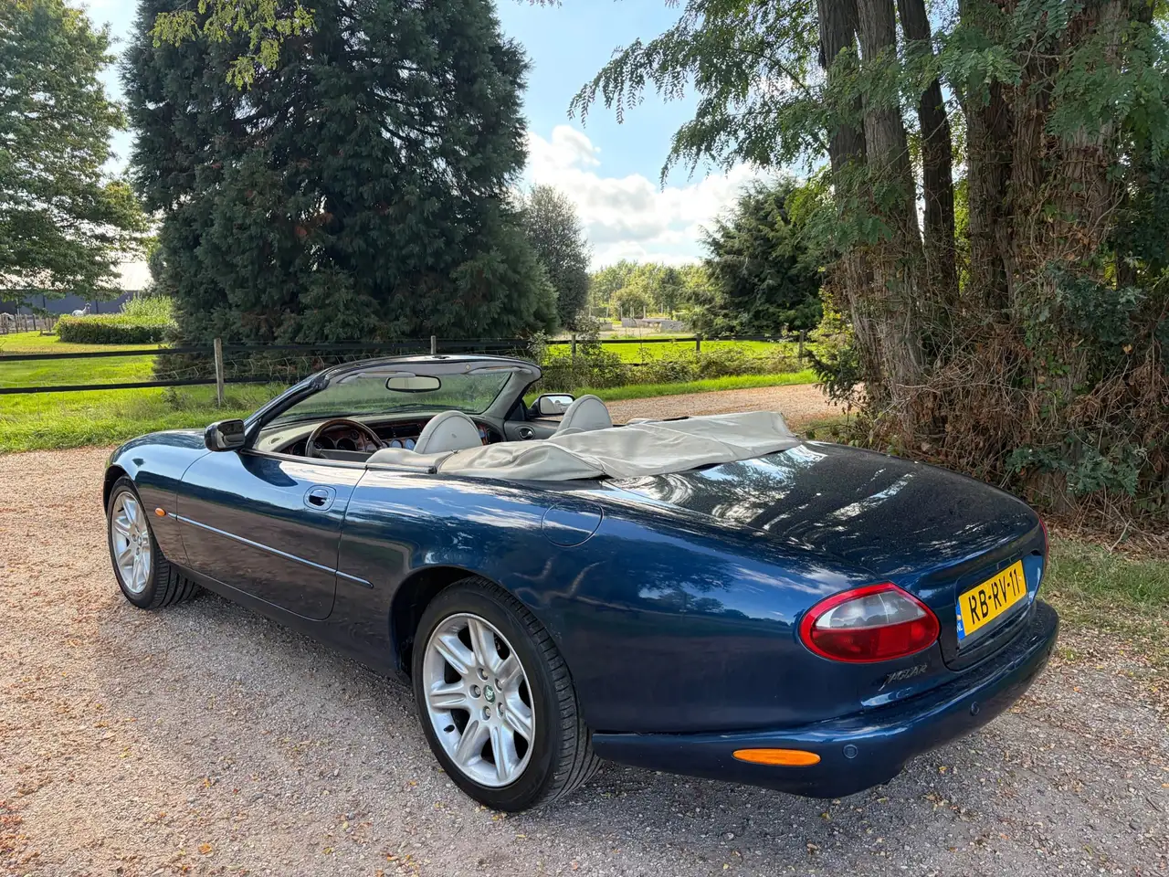 Jaguar XK8 4.0 V8 Convertible, foto 3