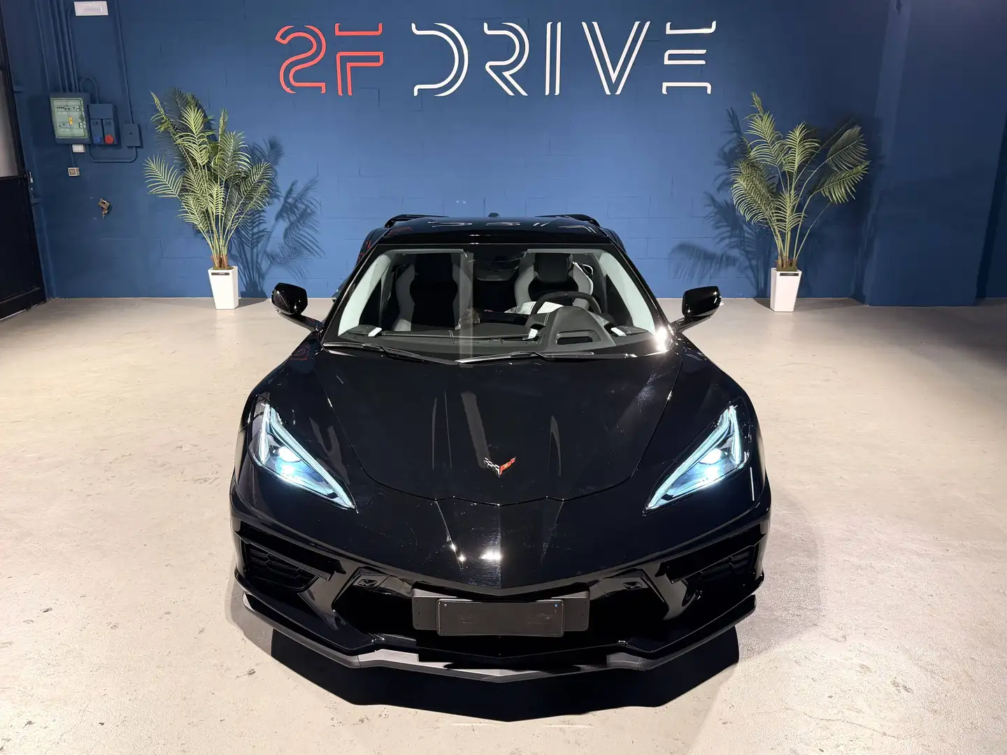 Corvette C8 Cabrio 6.2 Stingray 3LT Schwarz - 2