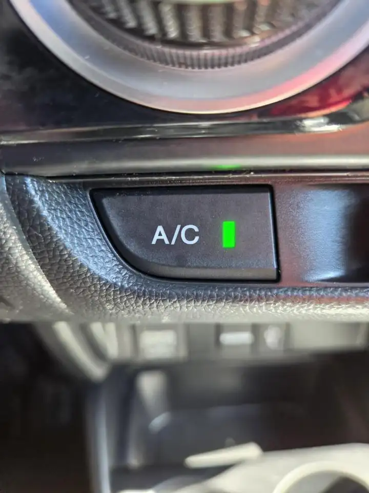 Honda Fit снимка Honda Fit