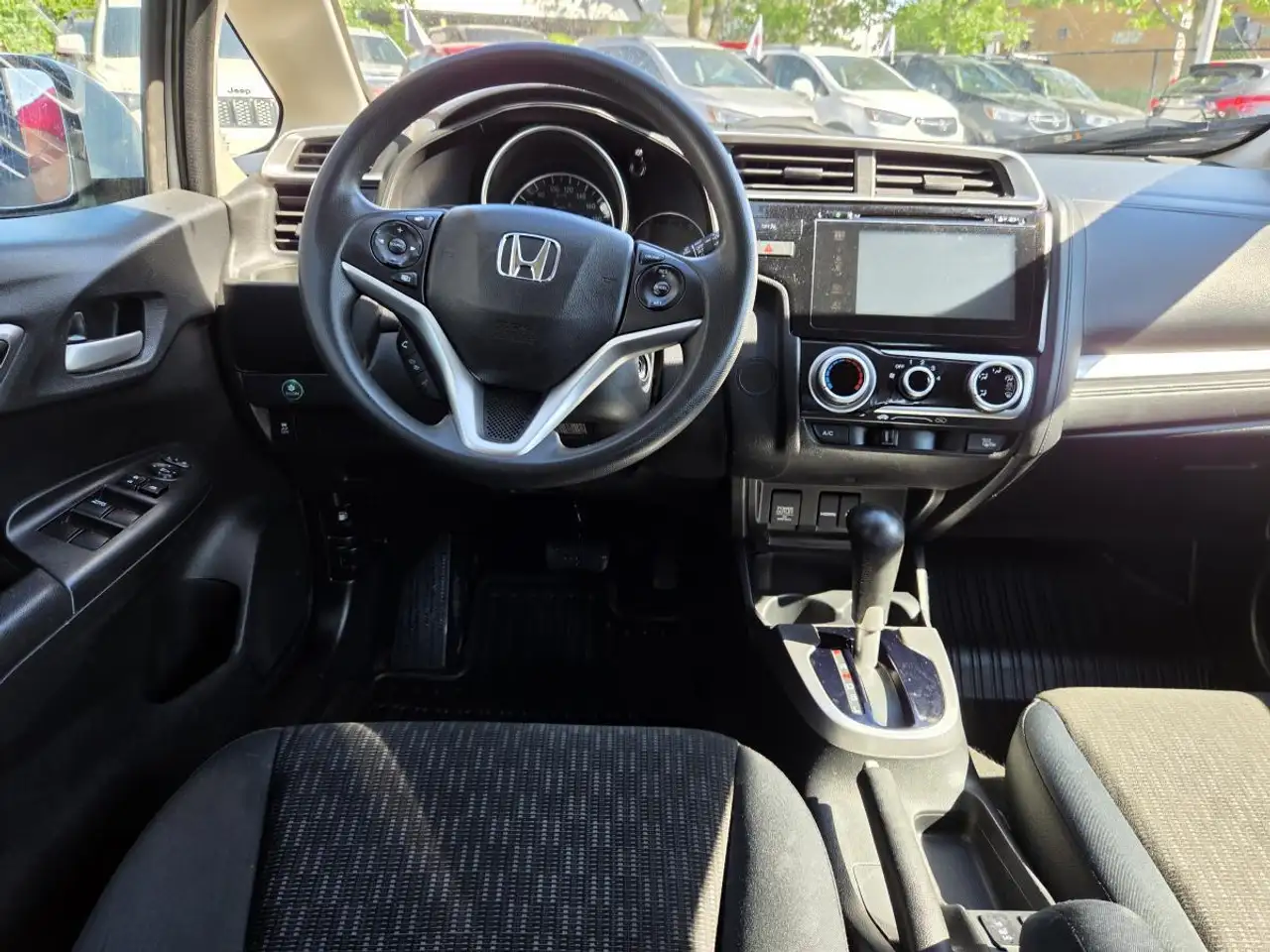 Honda Fit снимка Honda Fit