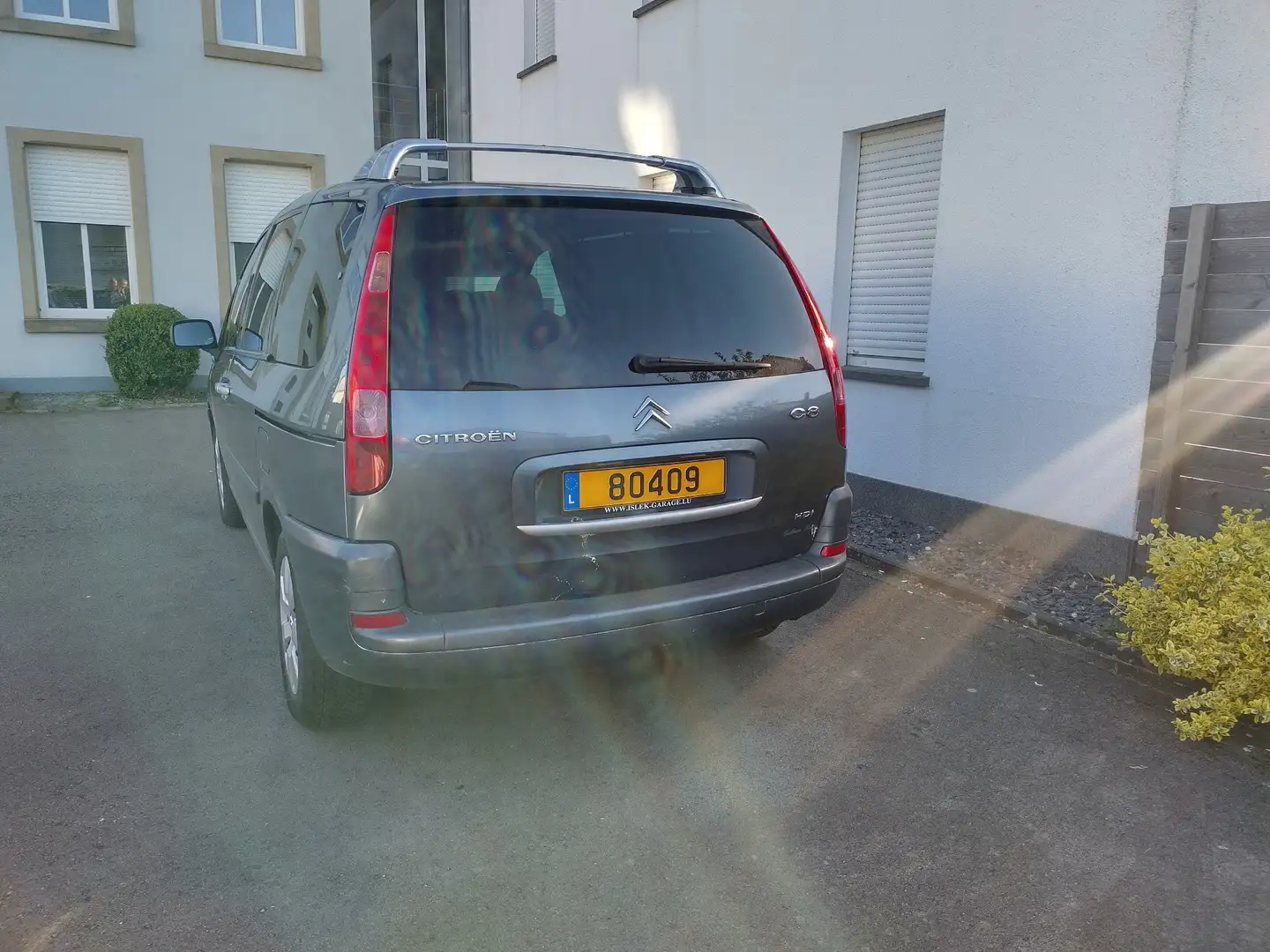 Citroen C8 2.0 HDi 120 FAP Exklusive Gris - 2
