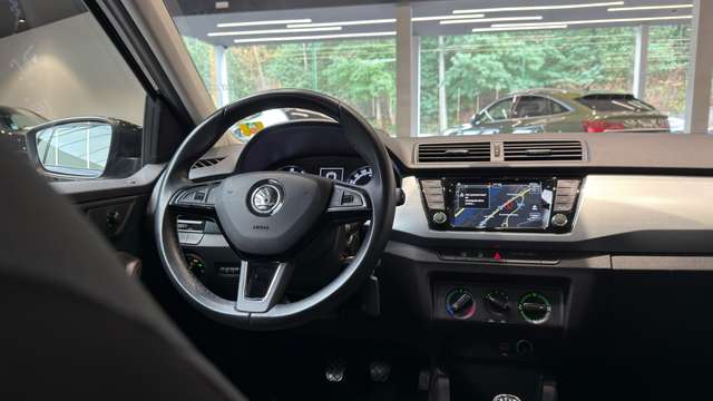 Skoda Fabia — photo 10