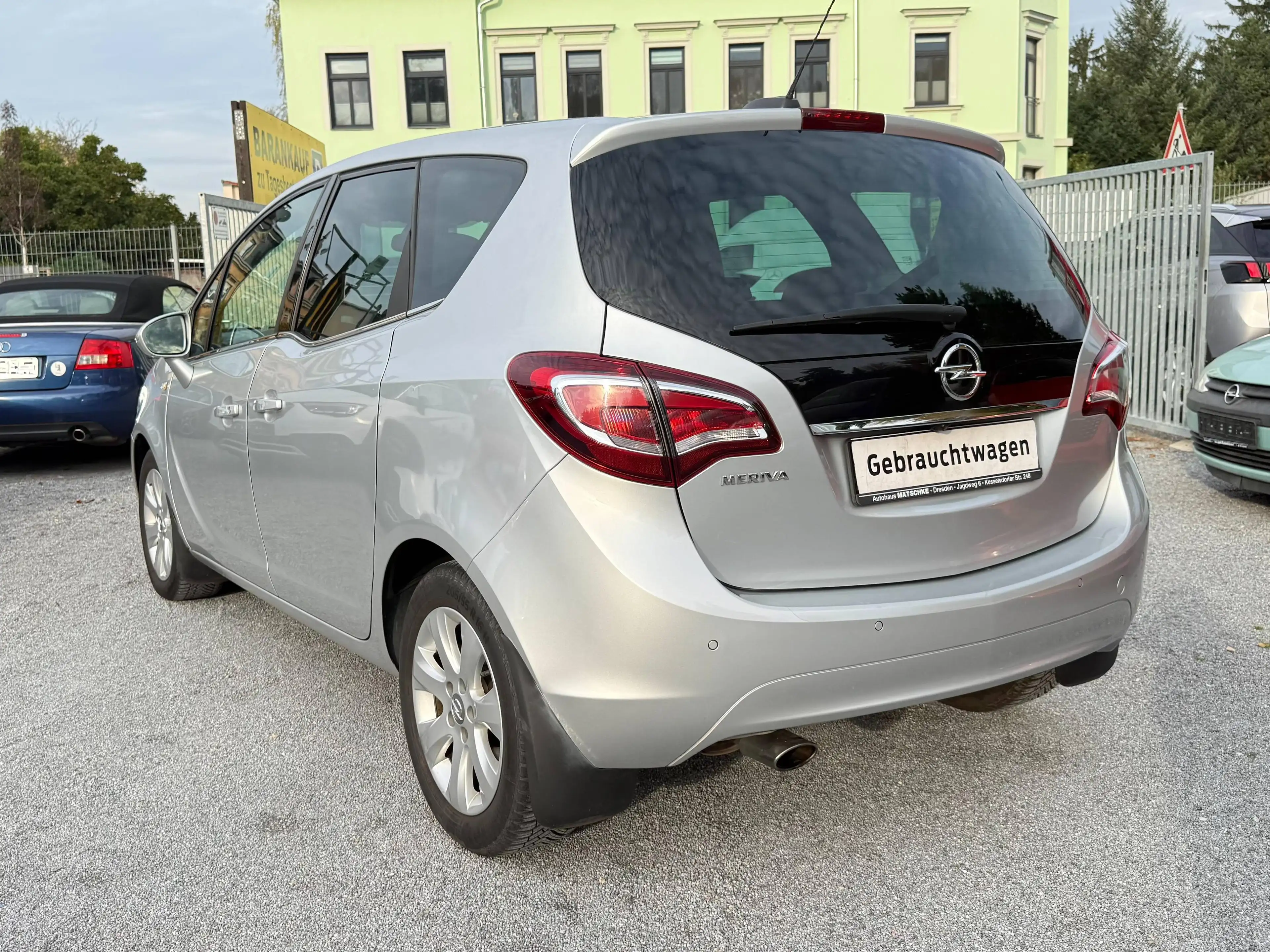 Opel Meriva Innovation ERSTE HAND 60995 KM KLIMAAUTOMATIK CAMERA EPH SITZHEIZUNG TÜV NEU — photo 7