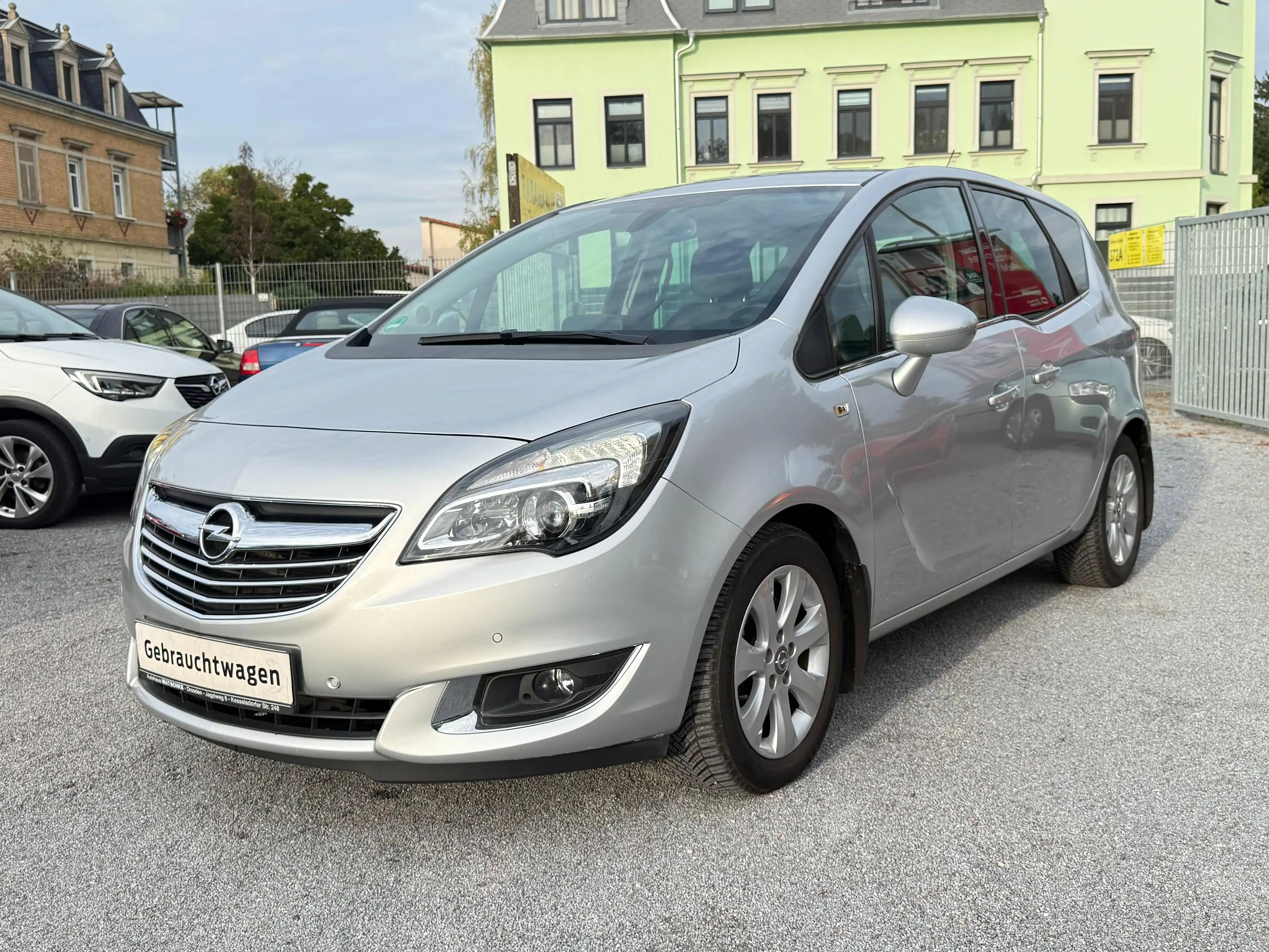 Opel Meriva Innovation ERSTE HAND 60995 KM KLIMAAUTOMATIK CAMERA EPH SITZHEIZUNG TÜV NEU — photo 3