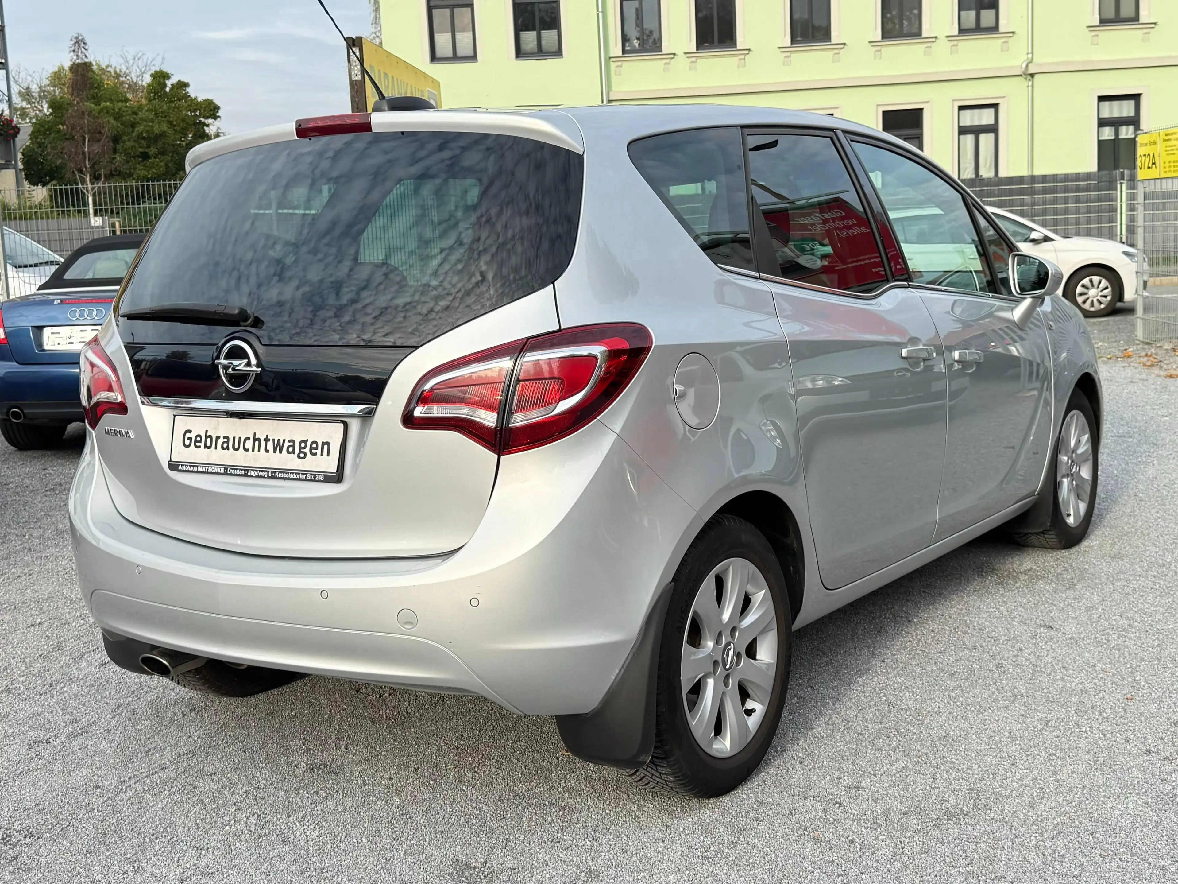 Opel Meriva Innovation ERSTE HAND 60995 KM KLIMAAUTOMATIK CAMERA EPH SITZHEIZUNG TÜV NEU — photo 6