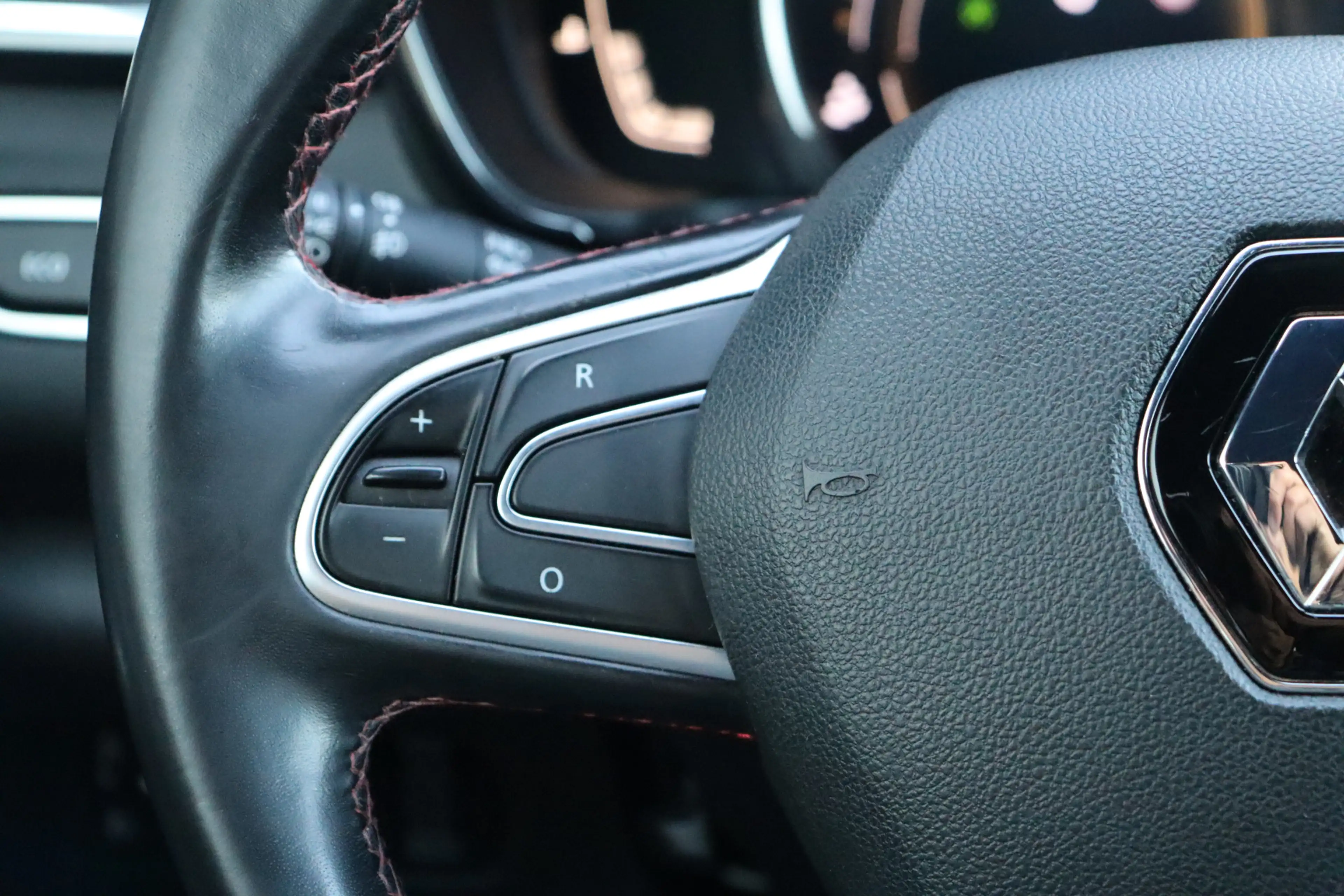 Renault Kadjar 1.3 TCe Black Edition Automaat | Stoelverwarming | — photo 9