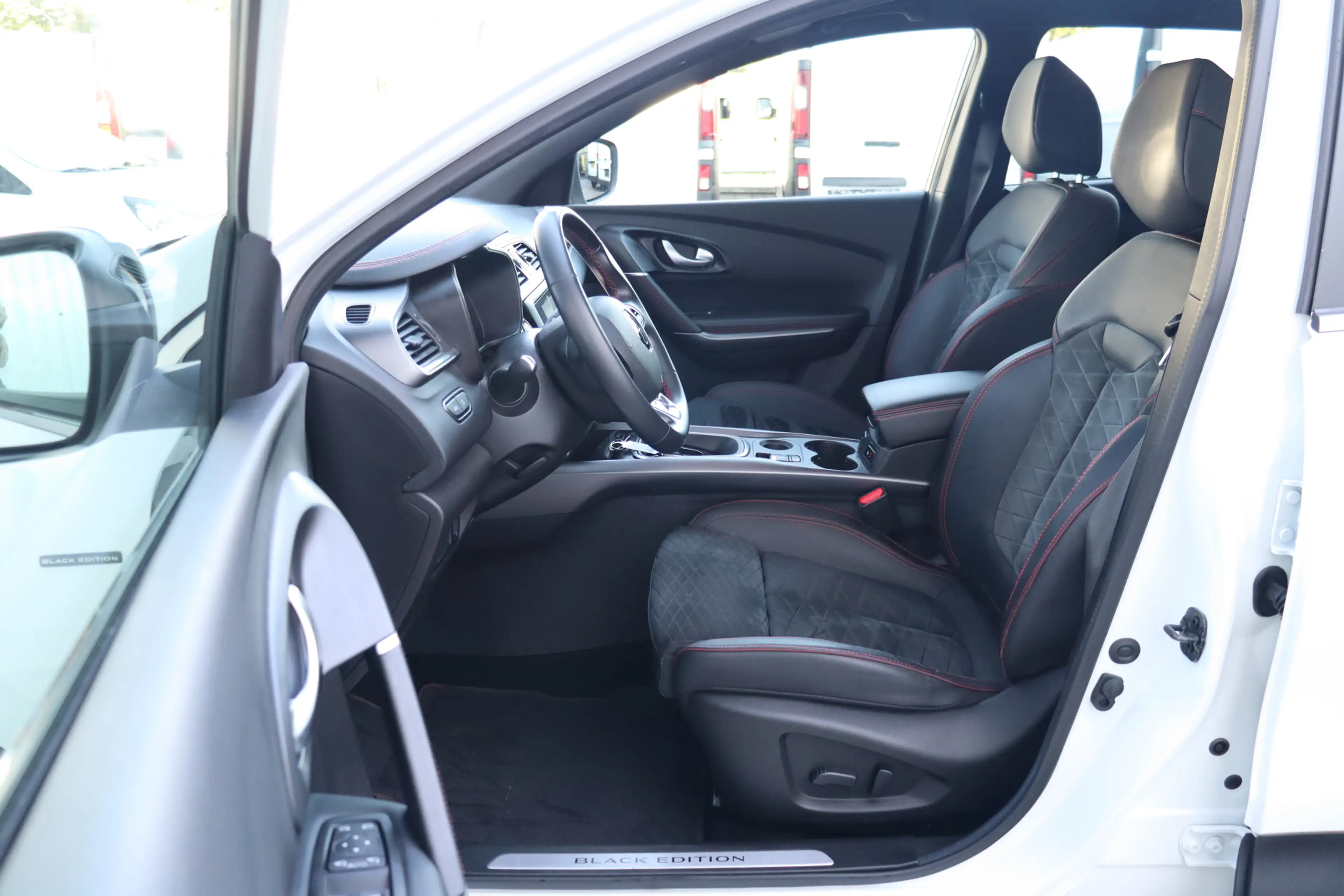 Renault Kadjar 1.3 TCe Black Edition Automaat | Stoelverwarming | — photo 6
