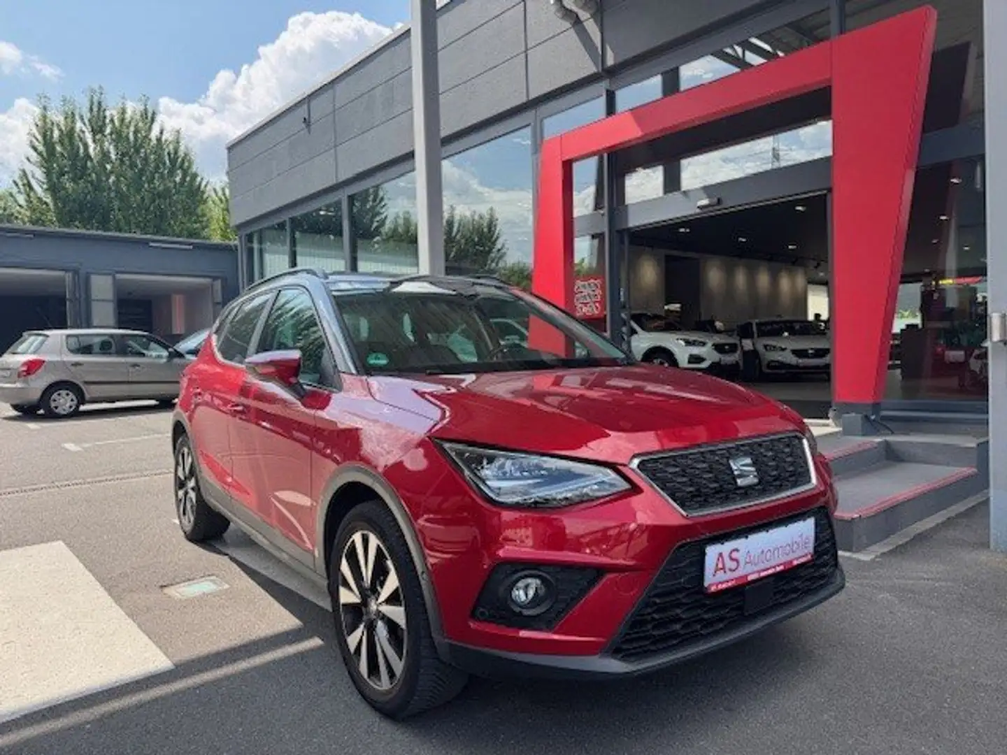 SEAT Arona Style Beats - Ihr SEAT Vertragshändler Rot - 1